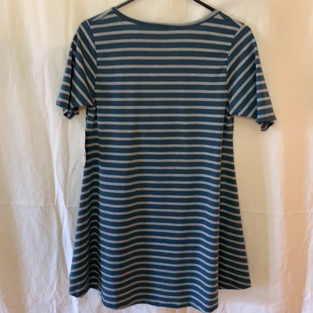 LuLa Roe top - Picture 5 of 6